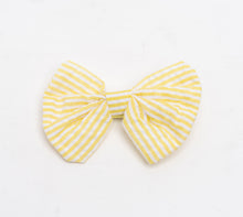 Load image into Gallery viewer, Pinstripe Classic Hair Bow
